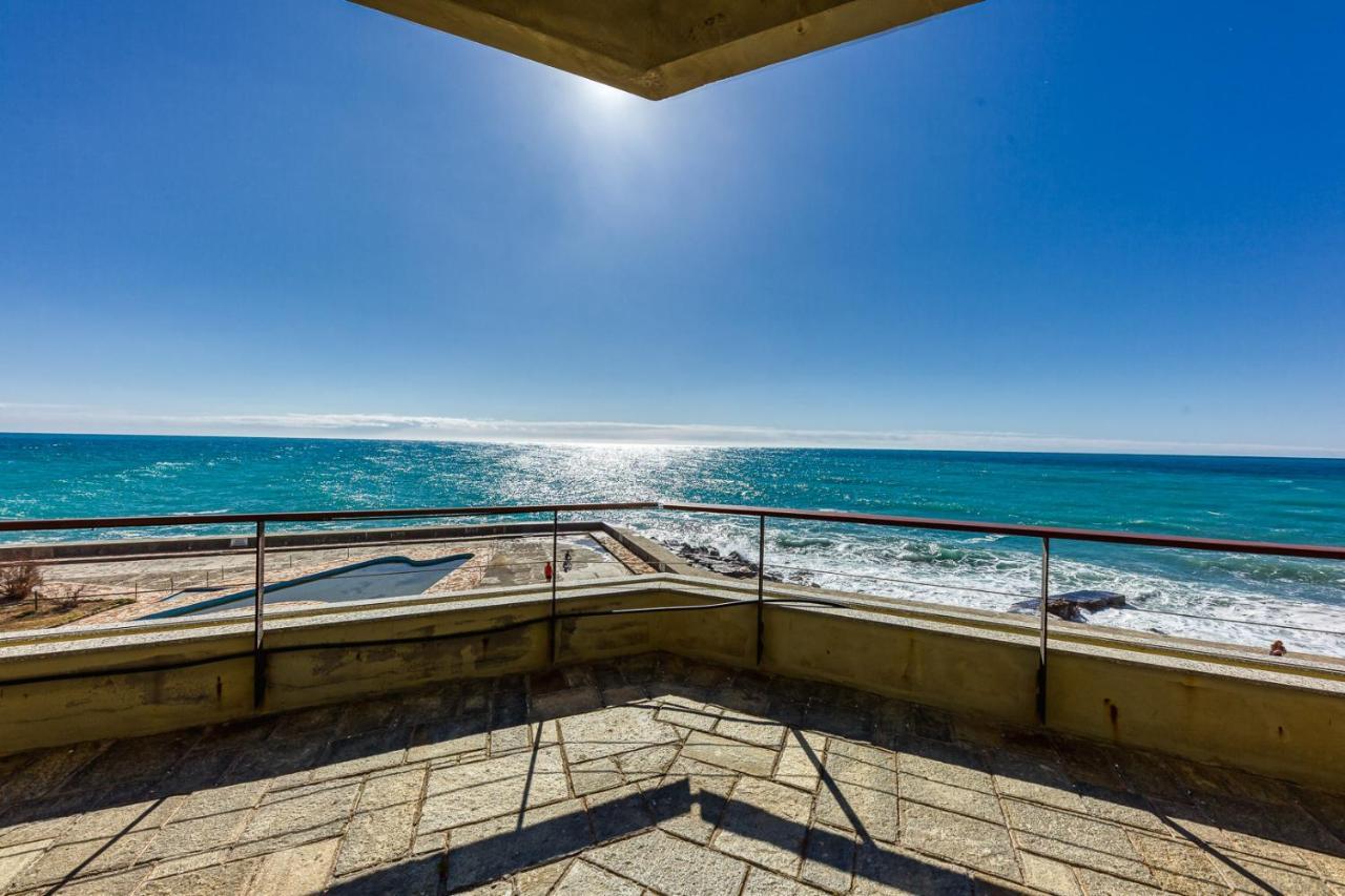 Casaviva - Grazioso Bilocale Sul Mare A Ospedaletti Exterior foto